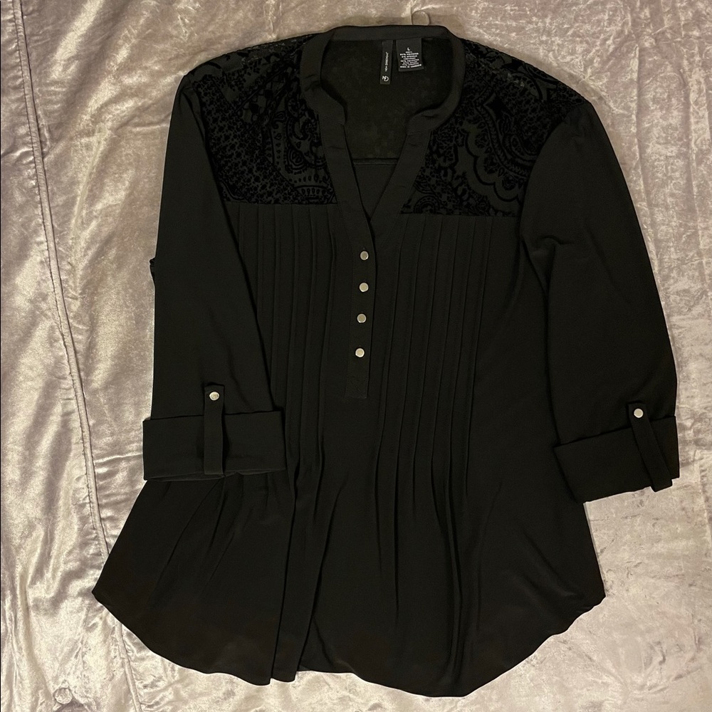 Flowy Black Blouse w/ Velvet and Ribbed Detail